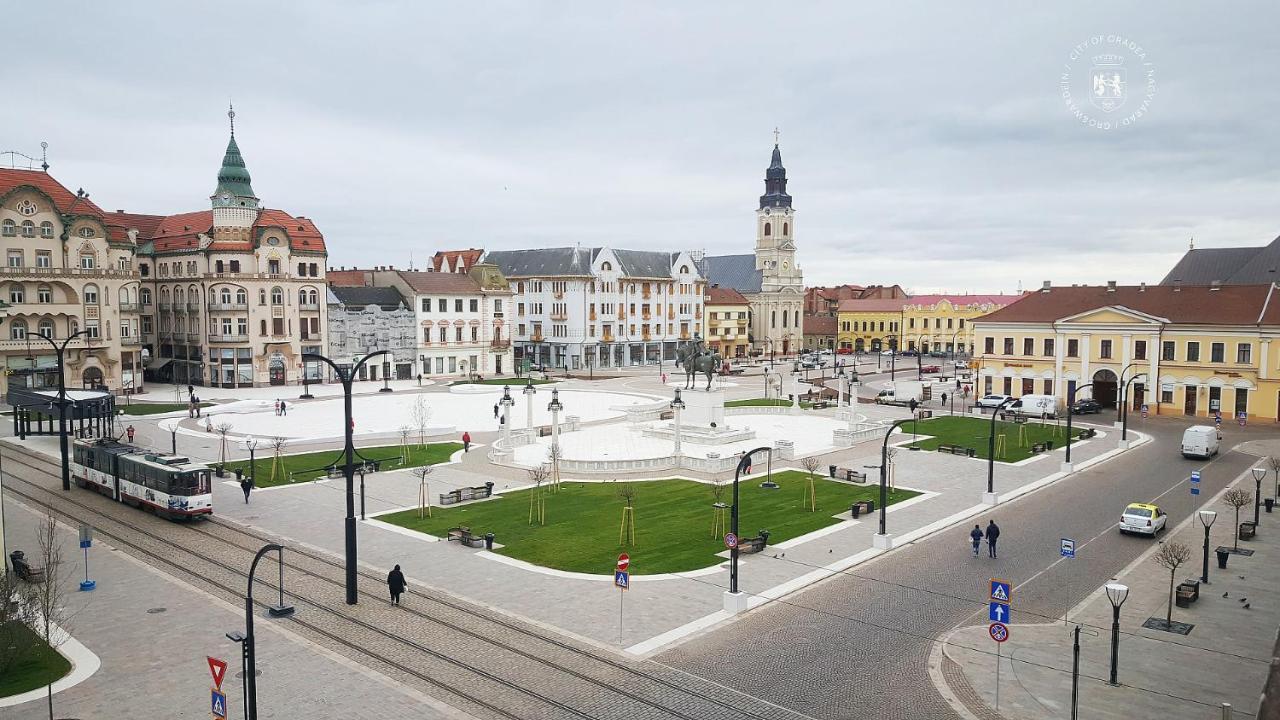 Phoenix Luxury Apartment Nagyvárad Kültér fotó